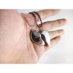 Heart Shape Couple Necklace Set | Magnetic Broken Heart Pendant for Lovers – Altutan - Image 3