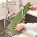 Silicone Sink Splash Guard Kitchen Water Splash Protector Barrier - Image 4