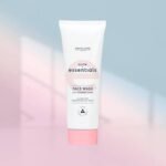Oriflame Glow Essentials Face Cream with Vitamins E & B3 – Daily Moisturizing & Glowing Skin Cream | Altutan Pakistan - Image 5
